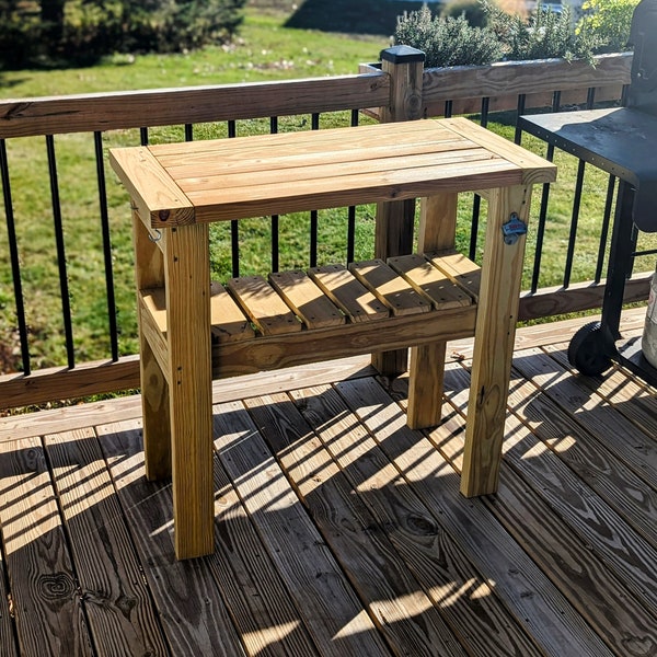 Easy DIY Grill Side Table Woodworking Plans