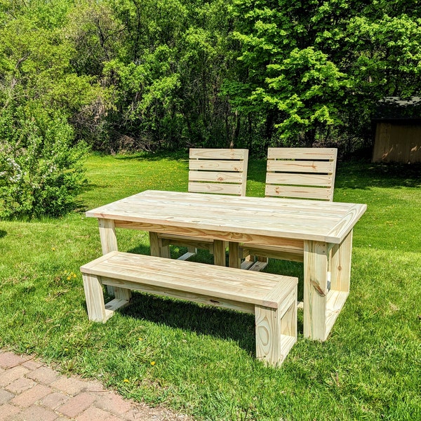 DIY Patio Table with Matching Bench and Chair Woodworking Plans