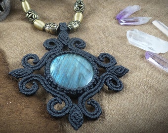 collier labradorite macramé