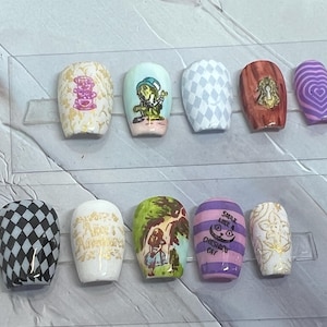 Alice in wonderland inspired press on nails/ Disney nails/ Mad hatter nails/ Cute nails