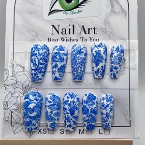 Toile de Jouy inspired press on nails/ White and blue press on nails/ fake nails/ press on nails/ cute nails/Porcelain press on nails