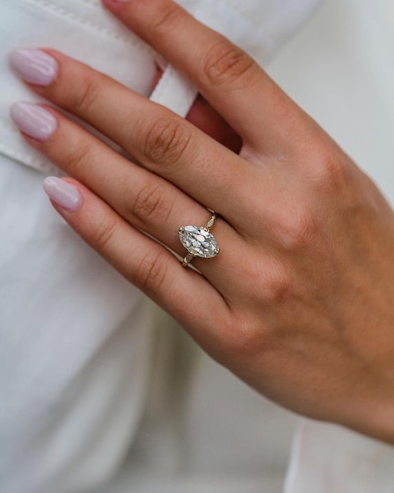 Best Diamond Alternative Gemstones for Engagement Rings
