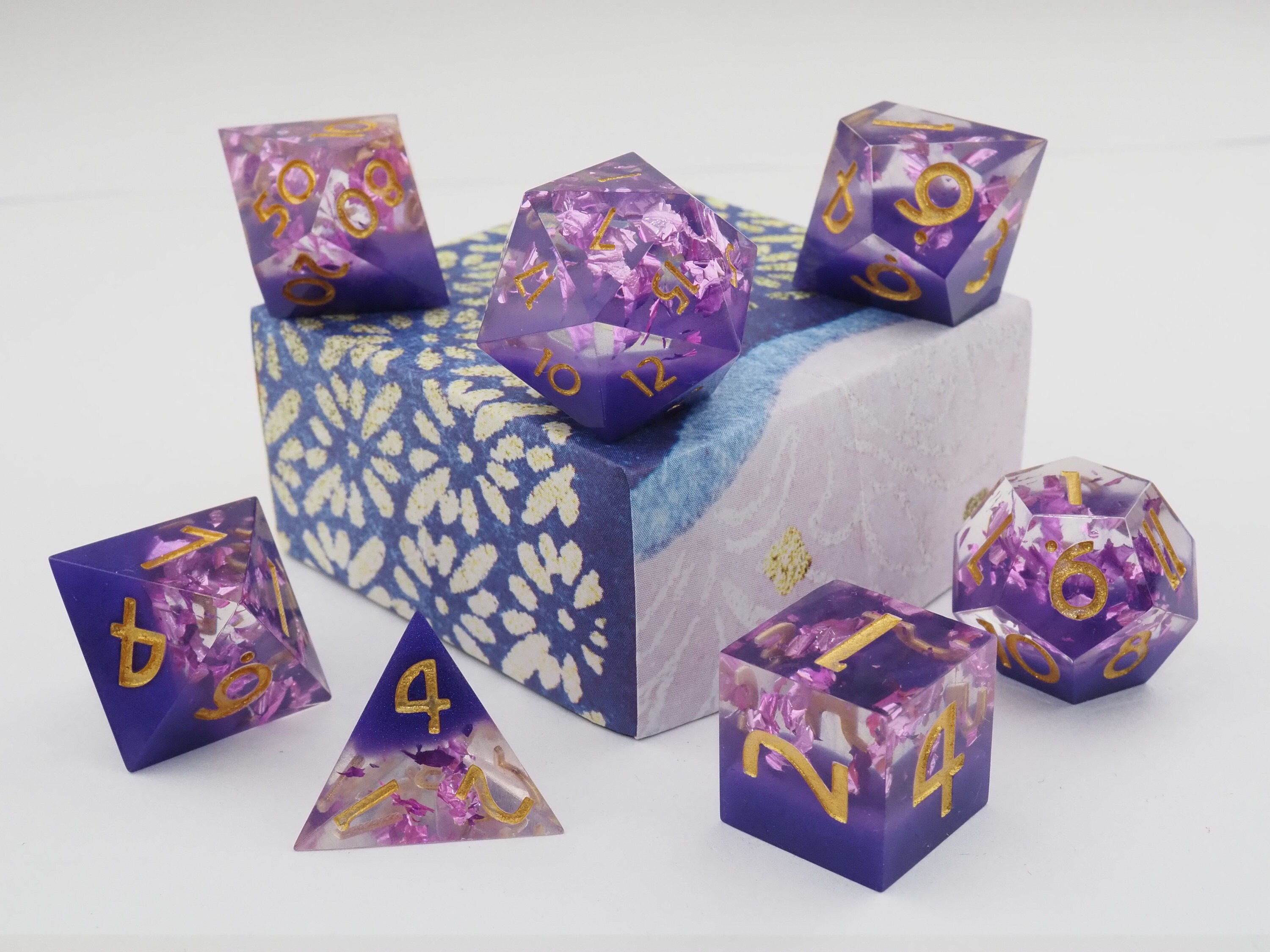 7 Teiliges Set Polyhedral Würfel für Dungeons und Drachen MTG RPG Spiel Party 