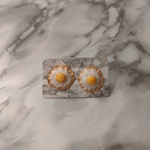 Fried Egg Earrings, Sunnyside Up Egg Earrings, Egg Stud Earrings, Polymer Clay Earrings, Fun Earrings, Unique Earrings, Food Earrings