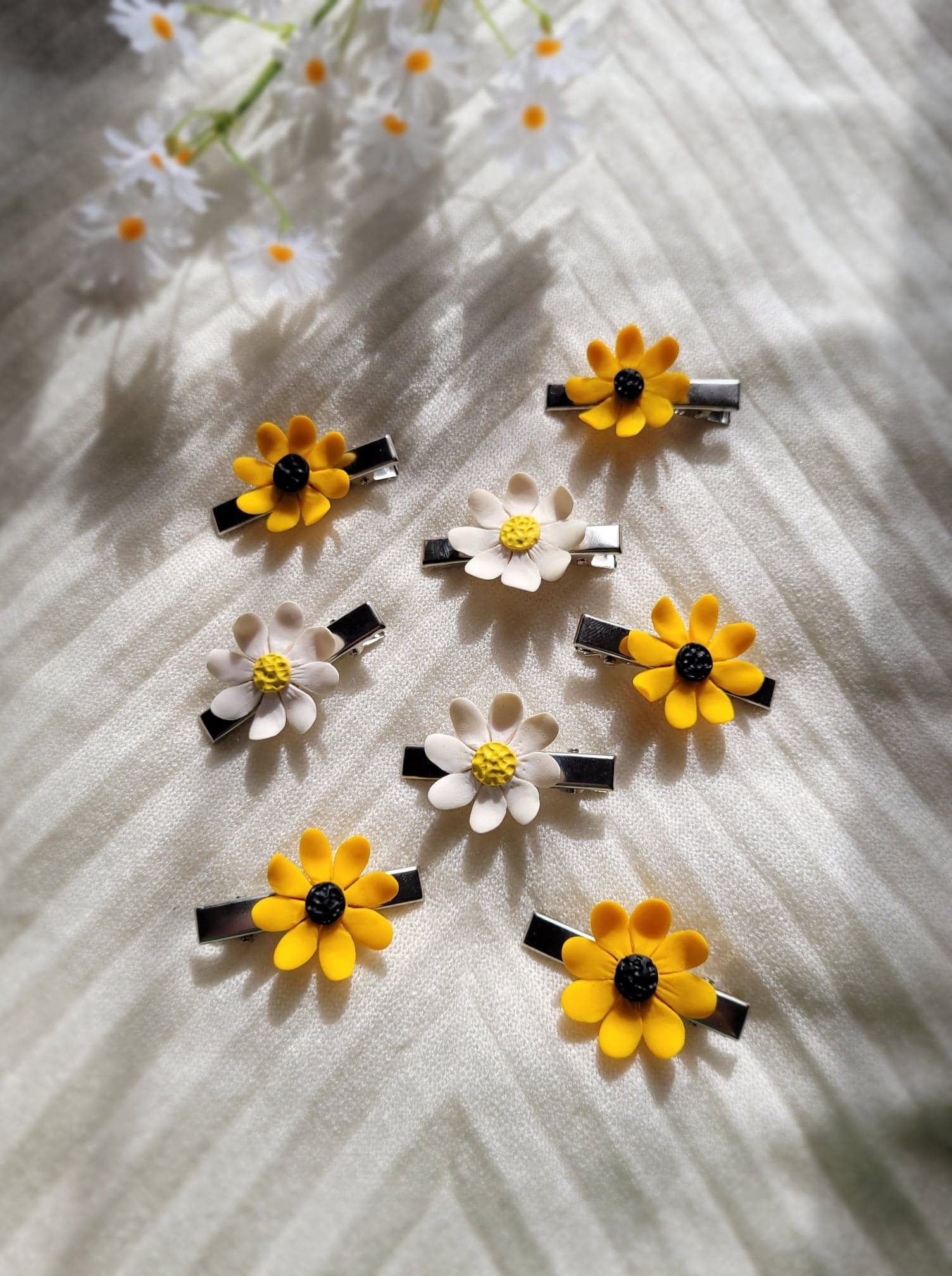 10er-Set Gänseblümchen-Haarspangen Aus Stoff – Süße Blumen-Haarklammern Für Frauen & Mädchen