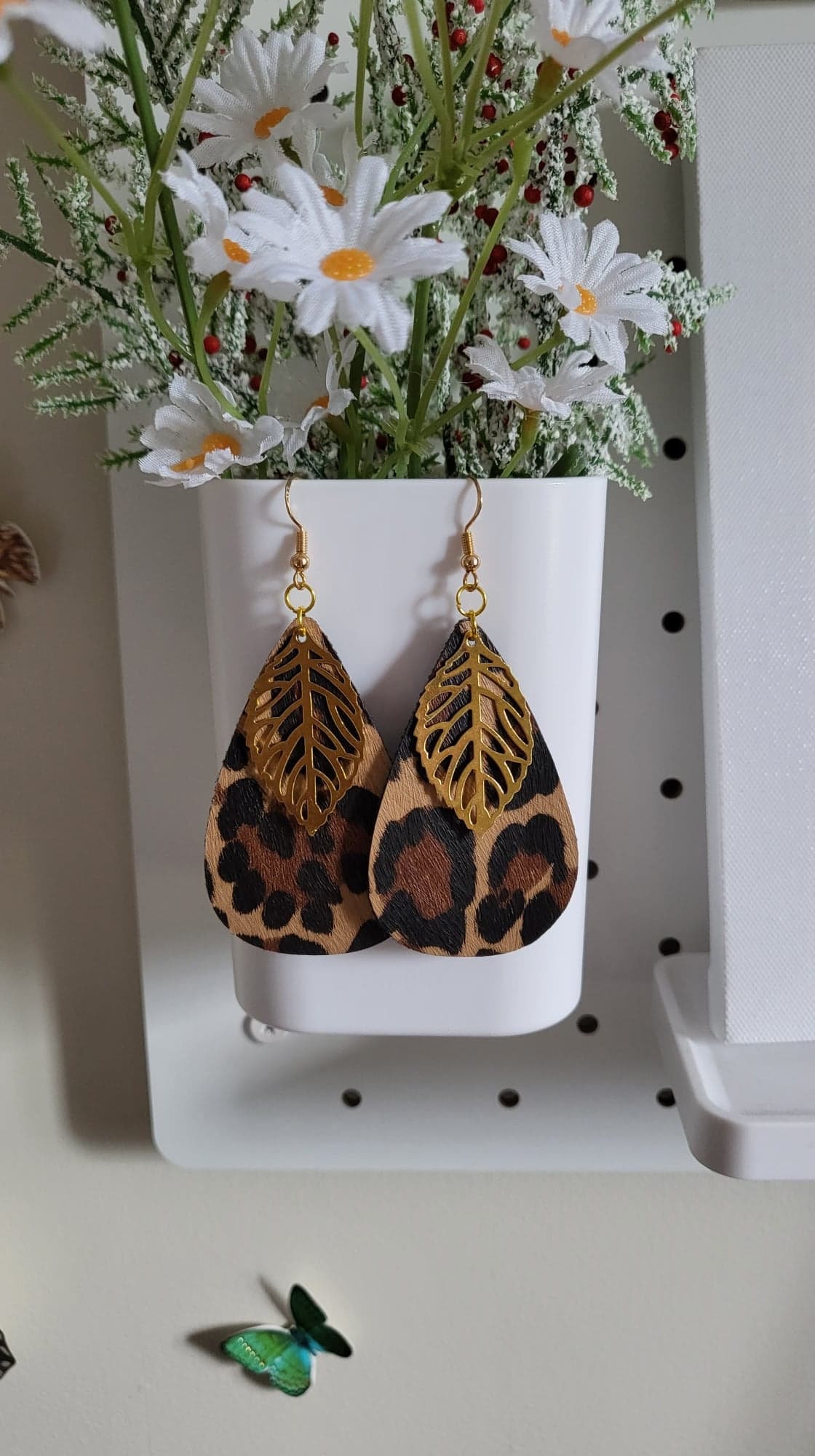 Zokola Orecchini Pendenti In Pelle Leopardata – Leggeri E Colorati, Con Gancio In Acciaio Inox, 5,7 Cm, Unico Paio
