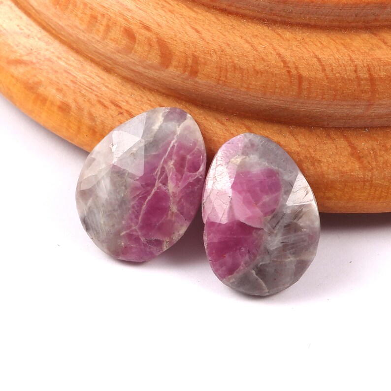 Best /& Beautiful Bio color sapphire Gemstone Loose Faceted Gemstone Earring Pair Gemstone-Gift for her-Personalised gift-Wedding gift-Gems