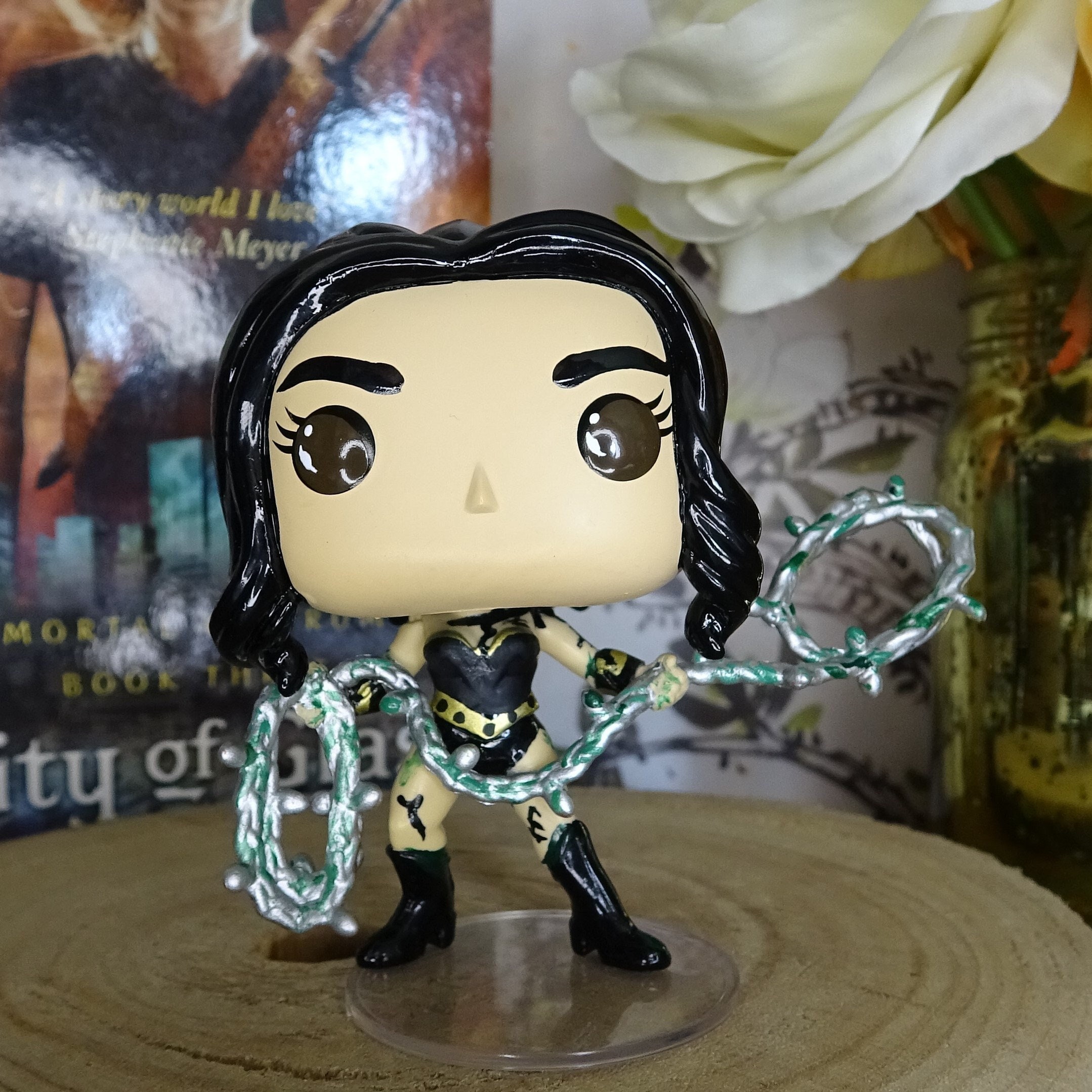 シャドウハンター - クラリー・フェアチャイルド、キット・ヘロンデール、サイモン・ルイス、イザベル・ライトウッド・ファンコス - Etsy 日本, image size:2158x2158