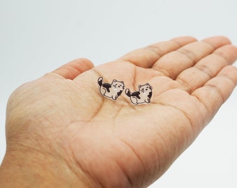Black and white Cat Stud Earrings / For Animal Lovers Quirky, Fun and Whimsical / Gift for Girls Best Friends / Cat owners gifts / cute gift
