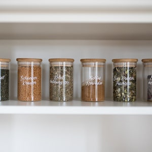 Personalized glass spice jars with wooden lids | Storage jars with bamboo lids | Kitchen organization | Pantry storage | Housewarming gift