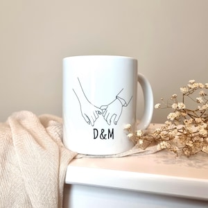 Mug with hand outline | Personalized ceramic mug | Gift idea for women | Valentine&#39;s Day gift | Love mug | Mug with initials