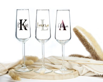 Personalized champagne glass with your desired text | Wedding | Bride | Bachelorette party | Birthday | Personalized gift | Maid of honor | Grandma gift idea