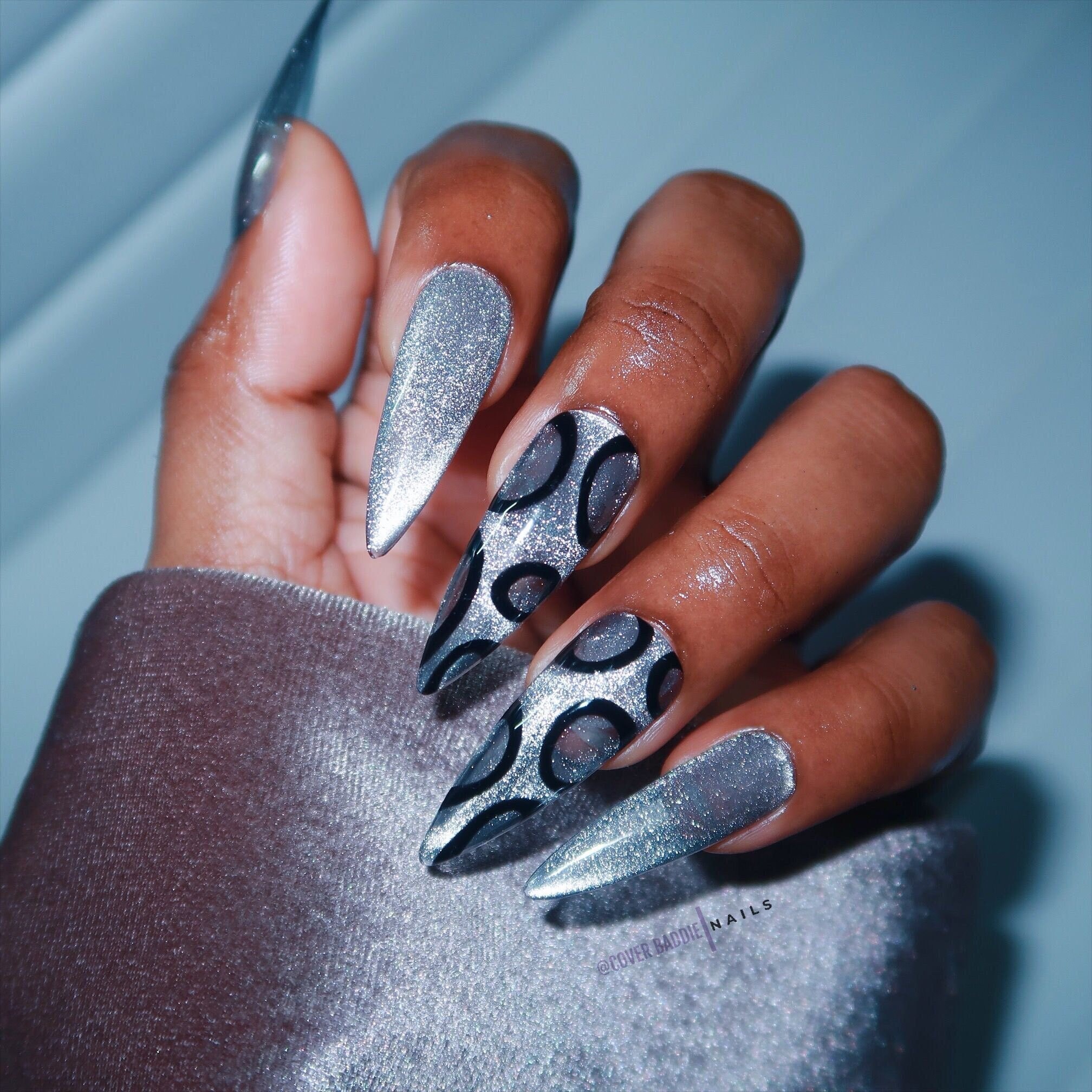 Silk Sonic 28PC Reusable Press on Nails Hand Painted Nails - Etsy