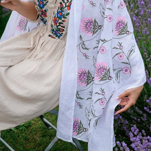 Floral Linen Shawl with Pink Thistle Embroidery – White Botanical Scarf for Women, Summer Wrap, Folk Style Gift