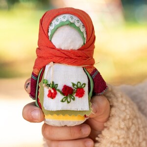 Handmade Ukrainian Motanka Doll – Mini Faceless Rag Doll with Headscarf, Embroidered Apron, Folk Talisman Amulet, Pocket Ornament Gift