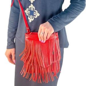 Red Leather Fringe Crossbody Bag, Handmade Festival Shoulder Purse with Adjustable Strap, Boho Western Sling Handbag for Women Gifts