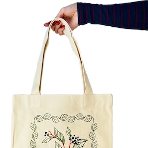 Cotton bag with blooming elderberry embroidery, Eco shopping bag, Beige tote bag, Cotton embroidery shoulder bag, Boho tote bag, Hippie bag Beige elderberry bag