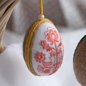 Red folk pattern hanging egg