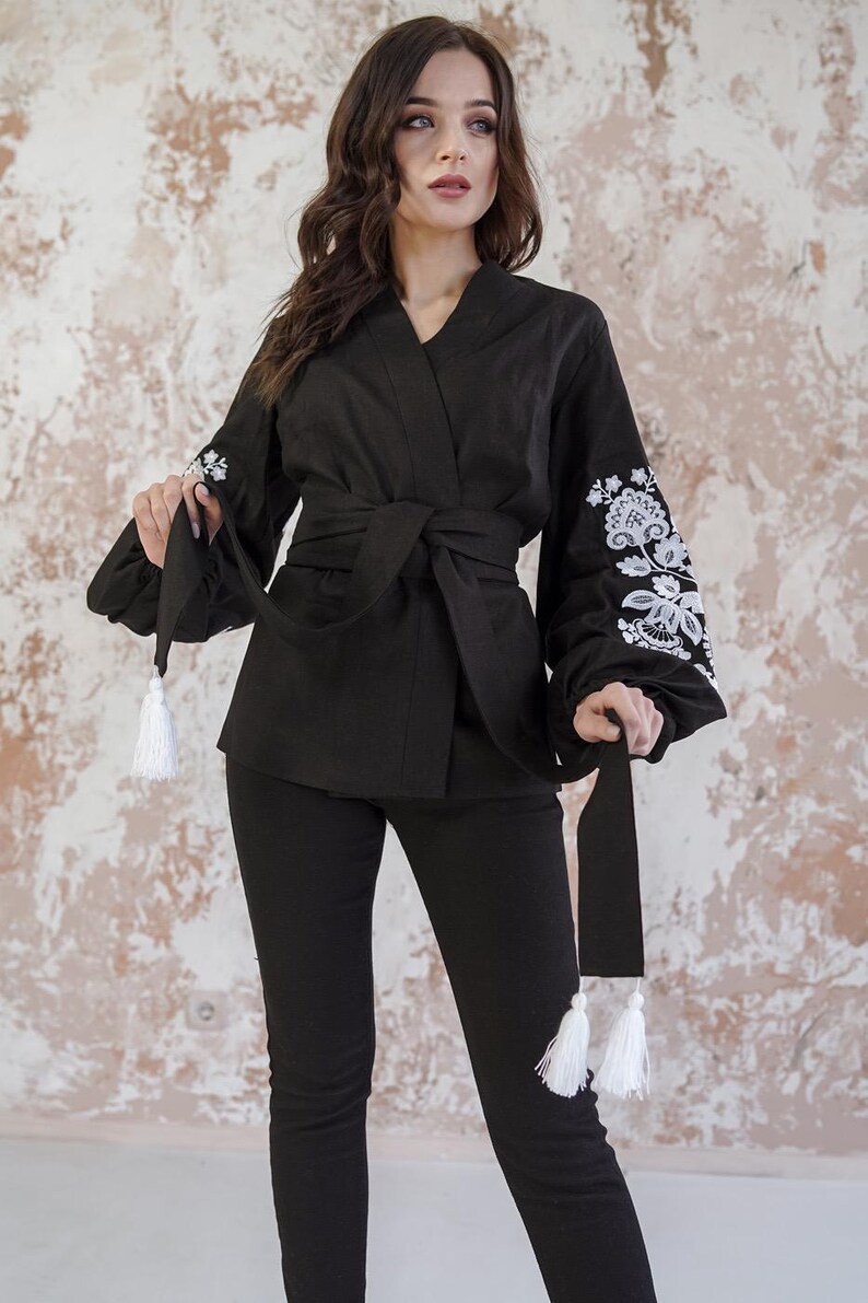 Women’s peasant linen top