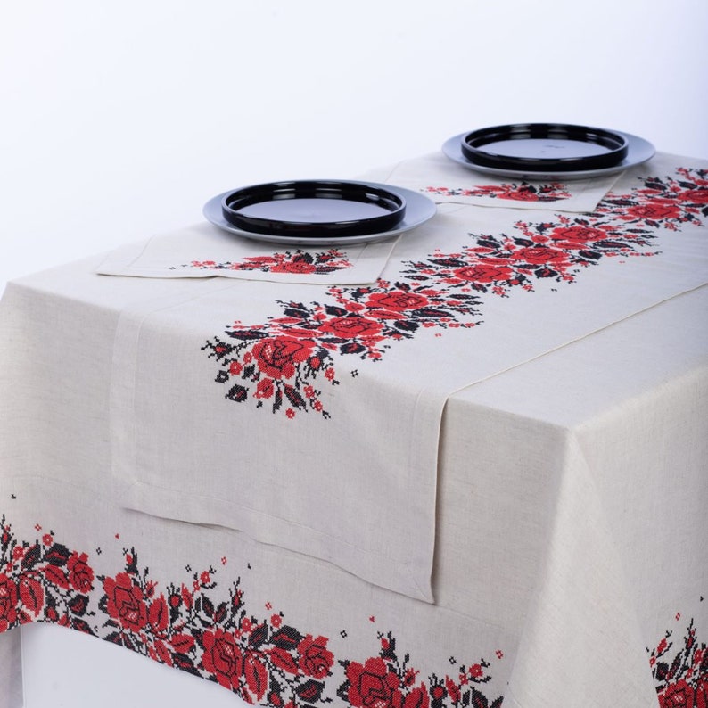 Linen embroidered runner