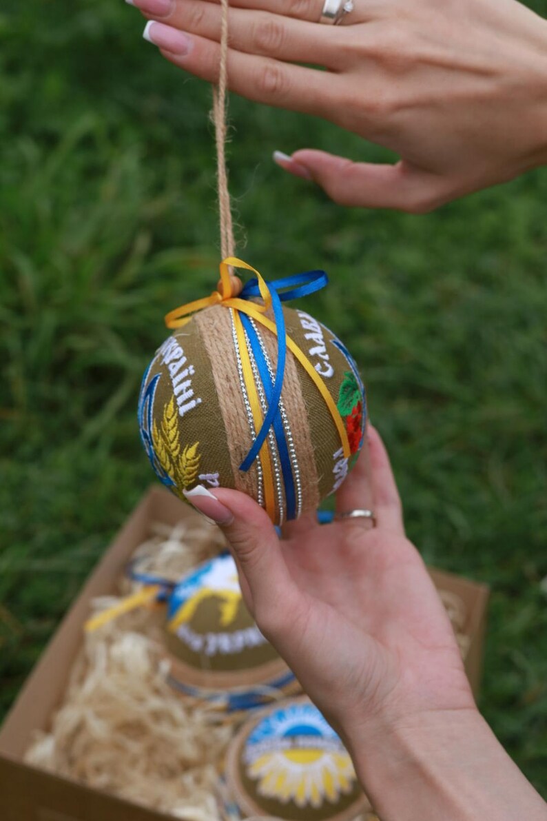 Ukrainian embroidered ornament set of 3, Blue yellow fabric ball baubles with jute hanger, Rustic gift box, Patriotic holiday decor
