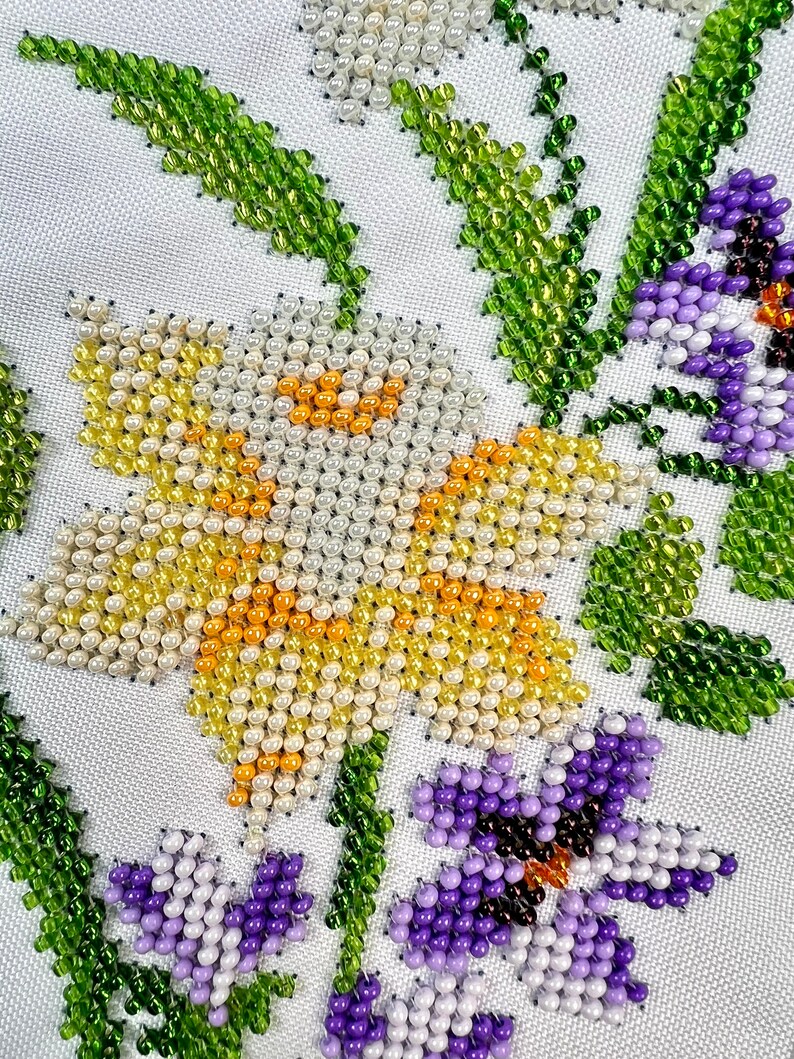 Baptism Easter basket covers, Beaded Easter bow, Bead Easter table decor, Easter basket liner, Ukrainian Gift for Easter, Hand made bow bild 5