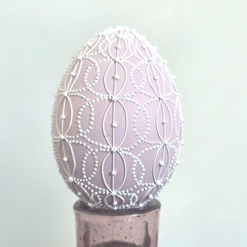 Spring home decor egg set in pink tones, Hand painted floral eggs, Artisan table accent
