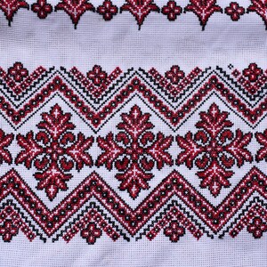 White Cotton Slavic Embroidered Towel with Red Black Geometric Cross Stitch and Fringe – Traditional Ukrainian Rushnyk Decor for Rituals