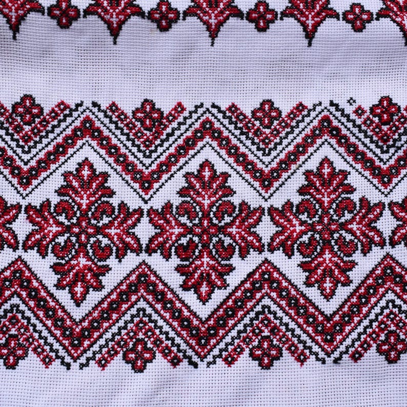 White Cotton Slavic Embroidered Towel with Red Black Geometric Cross Stitch and Fringe – Traditional Ukrainian Rushnyk Decor for Rituals
