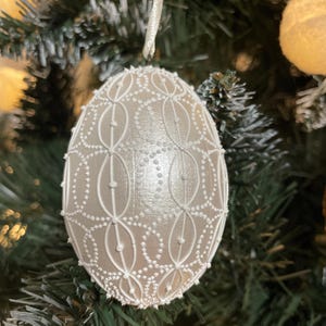 Hand painted decorative egg ornaments, Symbolic hanging decorations, Floral spring ornaments for home decor