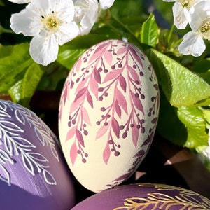 Hand-painted wooden Easter eggs set