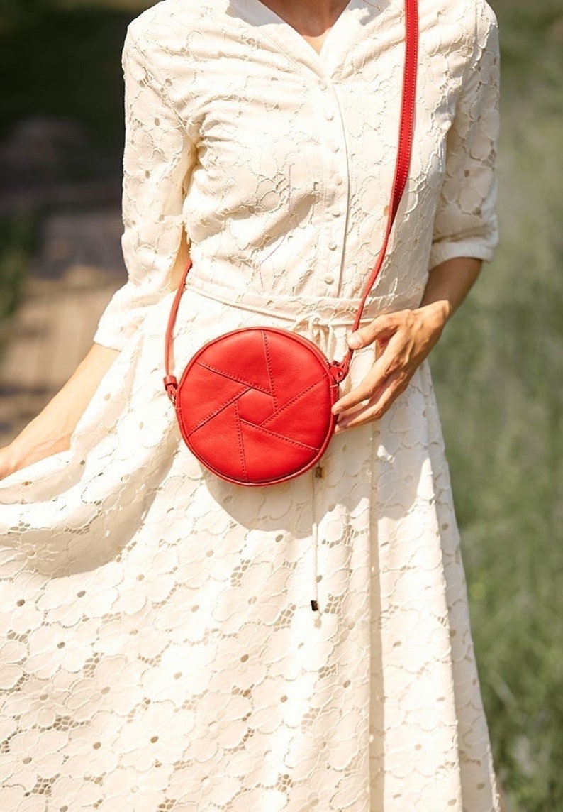 Red Round Crossbody Bag for Women, Small Circle Shoulder Bag, Minimalist Leather Style Purse, Everyday Fashion Accessory