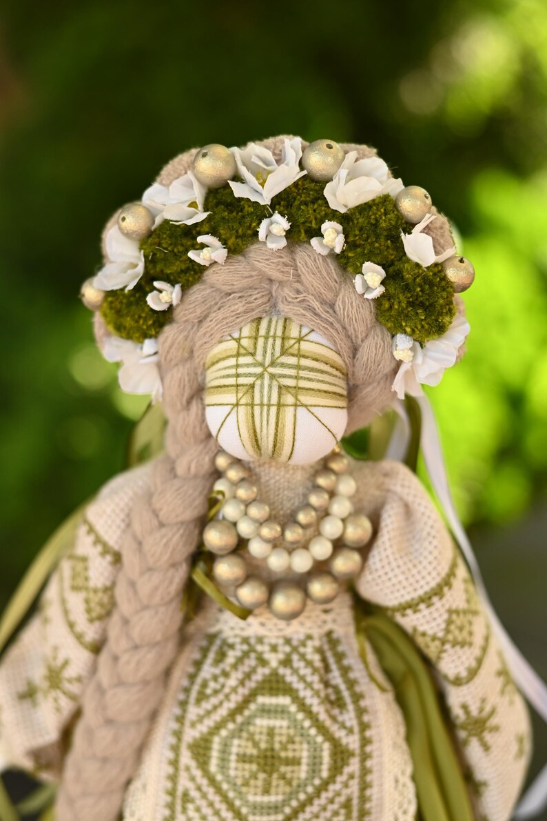 Handmade Motanka doll in traditional style, Rustic slavic folk decor, Unique artisan gift for home or cultural display image 5