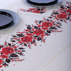 Linen embroidered runner