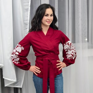 Women’s peasant linen top