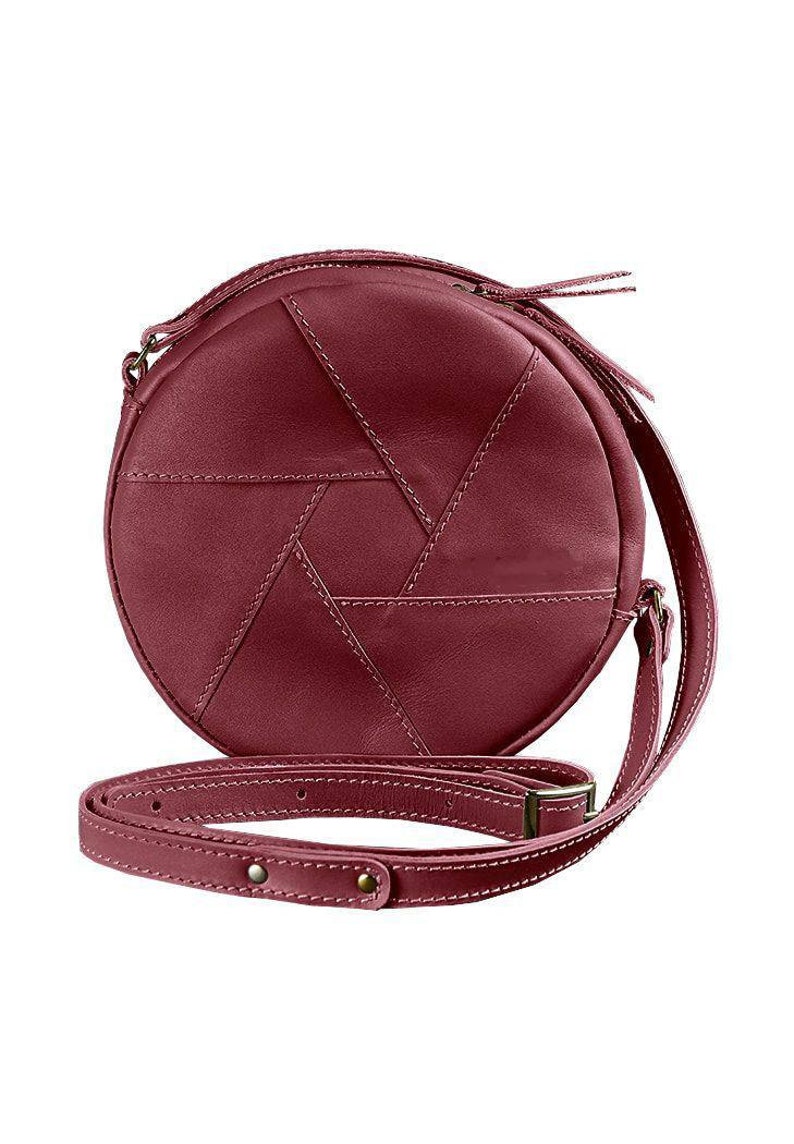 Round Crossbody Bag for Women, Burgundy Circle Shoulder Bag, Compact Everyday Purse with Adjustable Strap, Minimalist Fashion Accessory