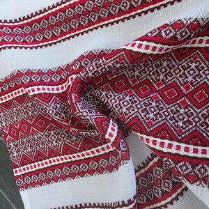 Ukrainian Wedding Rushnyk Towel 0.31×2.40 m, Embroidered Doves and Flowers, Traditional Slavic Ceremony Bread and Rings Cloth with Fringe
