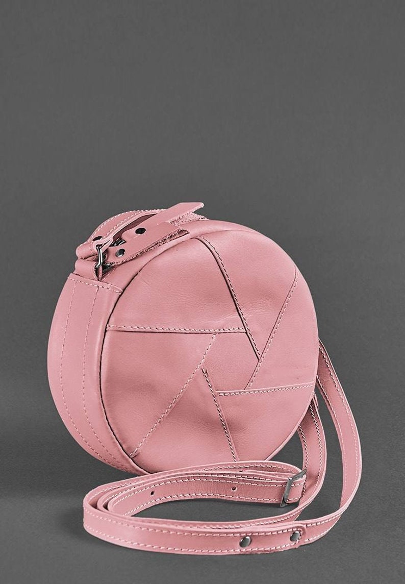 Round Pink Crossbody Bag Minimalist Circle Purse with Adjustable Strap, Modern Small Shoulder Bag for Everyday Wear and Casual Outfits