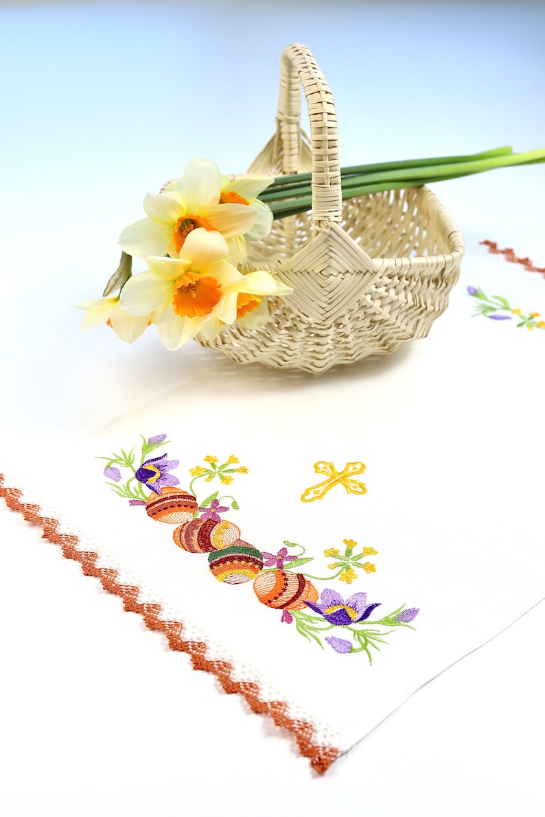 Embroidered Easter basket cover linen towel with cross and floral motifs, Lace edge Pascha cloth, Spring table decor handmade gift
