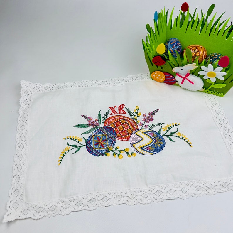 White linen embroidered napkin