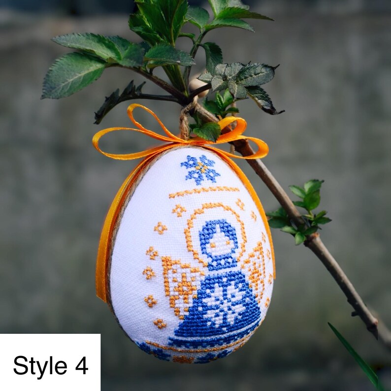 Ukrainian cross-stitch Pysanka