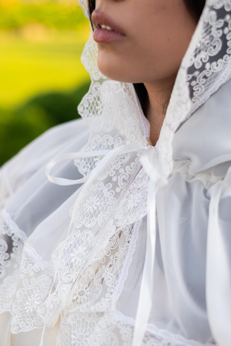 White hooded chapel veil with scalloped lace trim, Catholic prayer hood for mass and worship, Modest church head covering for women