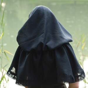 Black linen hooded capelet with lace trim, Victorian cottagecore hood shawl, Modest head covering, Renaissance costume cloak wrap