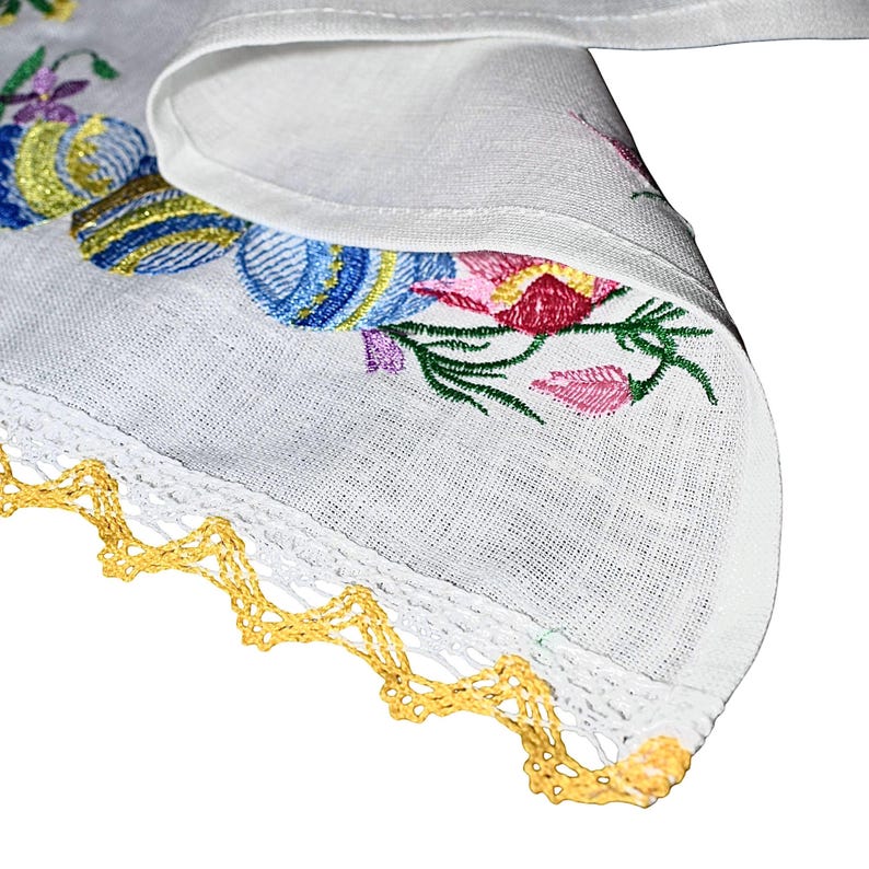 Linen Pascha basket cover, Embroidered white linen Greek Easter decor with floral motifs, and Easter egg design, Festive spring home decor imagen 10