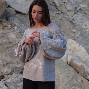 Linen embroidered blouse in taupe gray