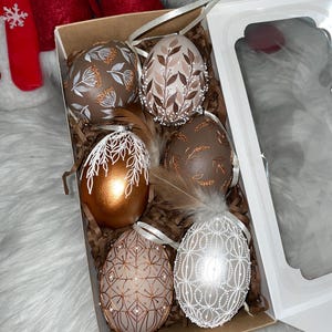 Hand painted decorative egg ornaments, Symbolic hanging decorations, Floral spring ornaments for home decor