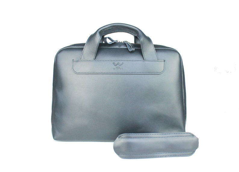 Handmade Black Leather Weekender / Work Bag – Wide-Mouth Zip, Removable Shoulder Strap, Minimalist Travel Duffel, Gift for Him