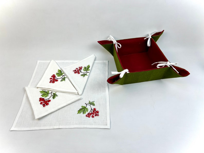 Set of 4 Embroidered linen clothnapkins, Cloth dinner napkin, Flower napkin set, Fine table linens, Housewarming gift, Linen napkins bild 7