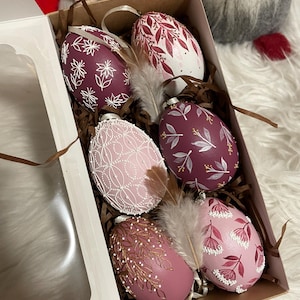 Hand painted decorative egg ornaments, Symbolic hanging decorations, Floral spring ornaments for home decor