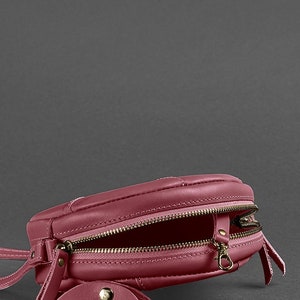 Round Crossbody Bag for Women, Burgundy Circle Shoulder Bag, Compact Everyday Purse with Adjustable Strap, Minimalist Fashion Accessory